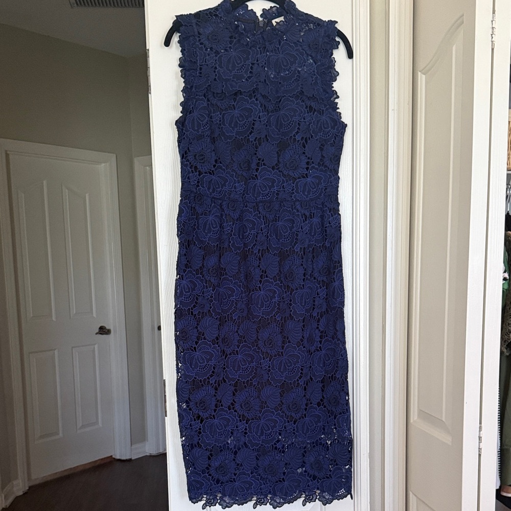 Kate Spade Nearly New Elegant Navy & Black Lace Dress